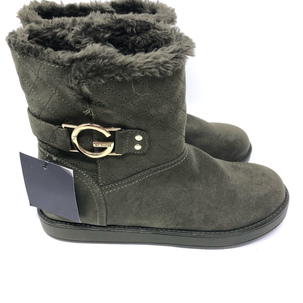 Guess boots